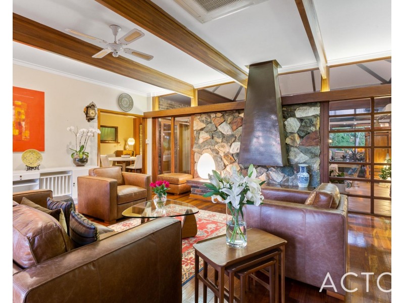 12 Olympic Place, Ardross WA 6153