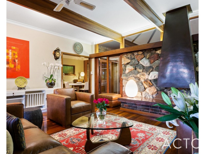 12 Olympic Place, Ardross WA 6153