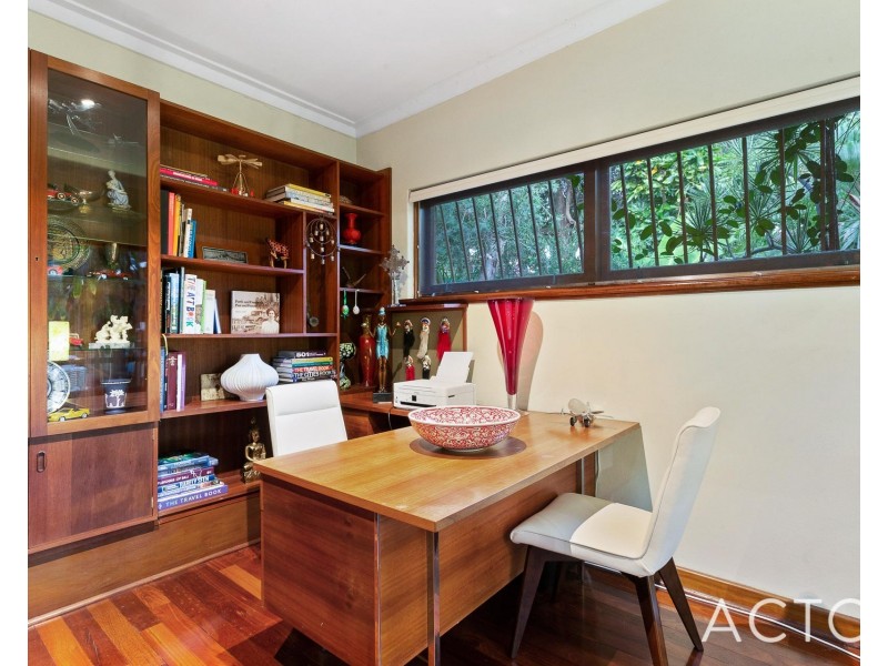 12 Olympic Place, Ardross WA 6153