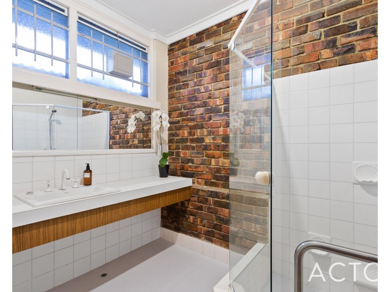 12 Olympic Place, Ardross WA 6153