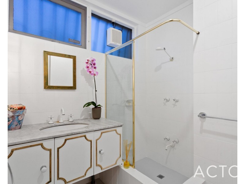 12 Olympic Place, Ardross WA 6153