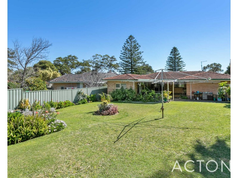 13 Dilali Road, City Beach WA 6015