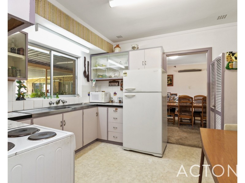 13 Dilali Road, City Beach WA 6015