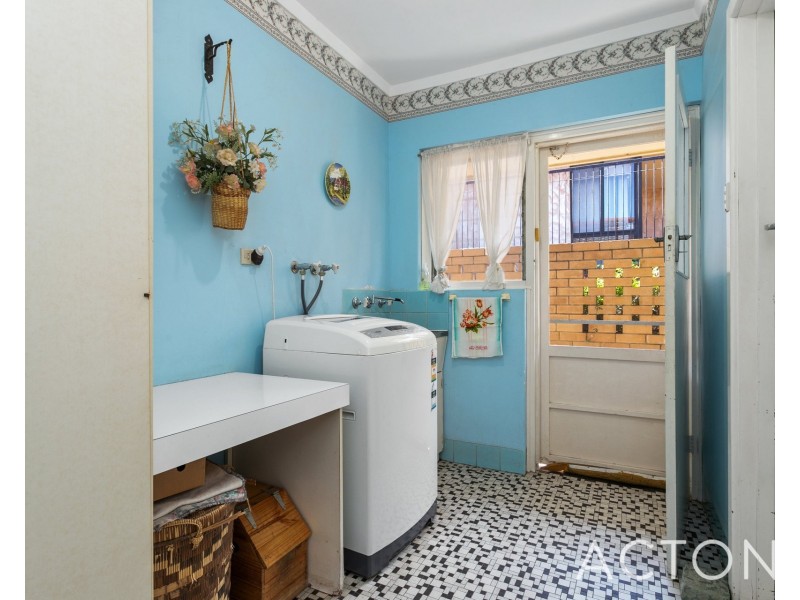 13 Dilali Road, City Beach WA 6015