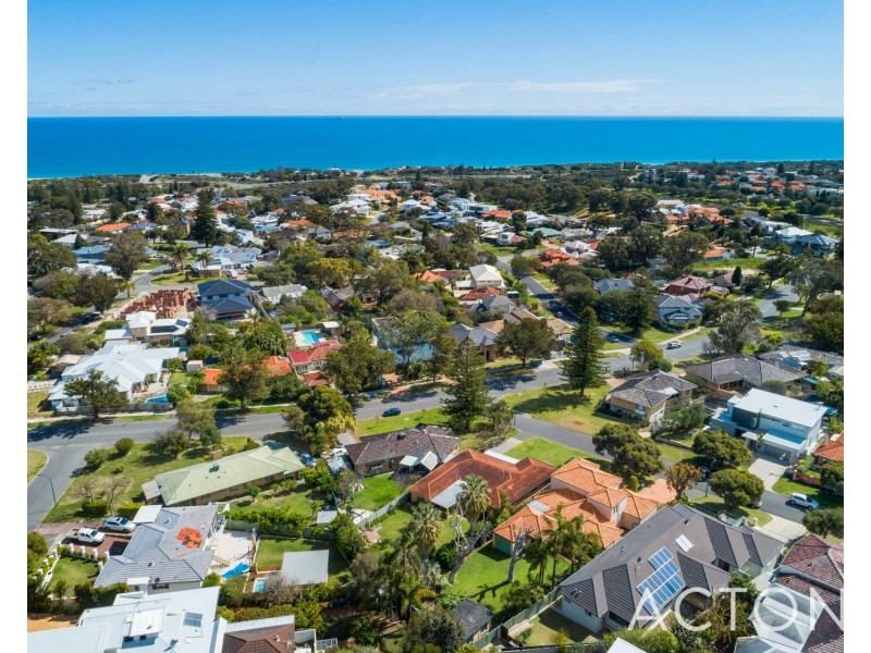 13 Dilali Road, City Beach WA 6015