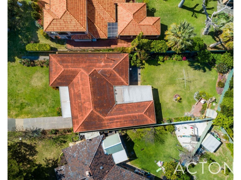 13 Dilali Road, City Beach WA 6015