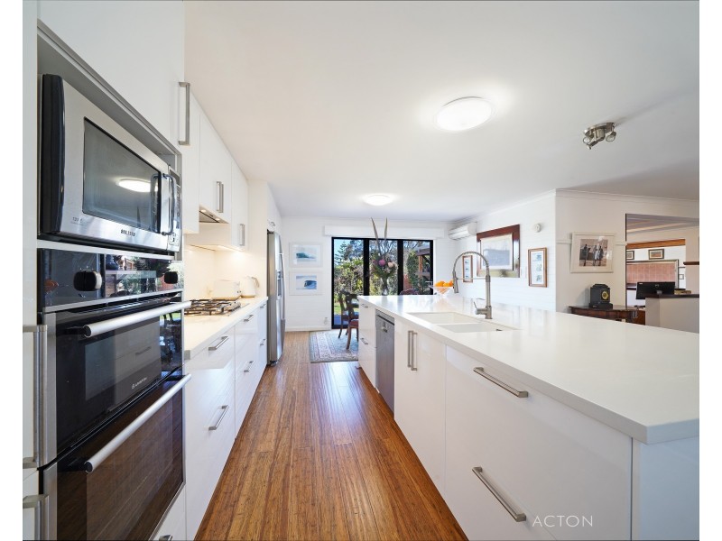 11 Charles Lane, Mount Claremont WA 6010