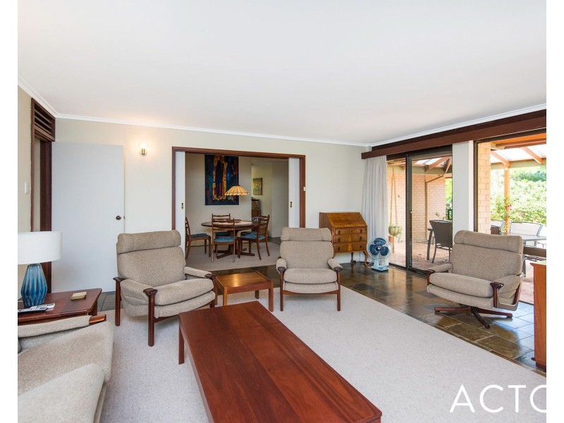 14 Wilsmore Street, Daglish WA 6008
