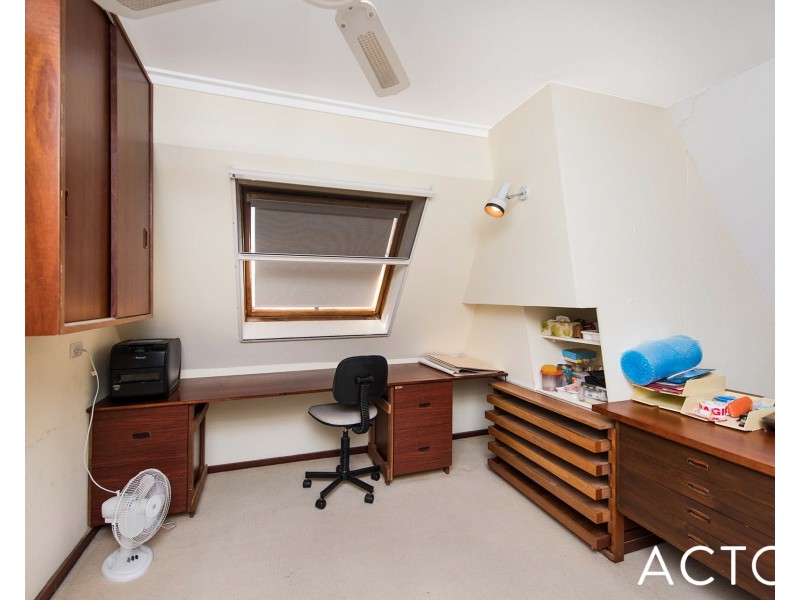 14 Wilsmore Street, Daglish WA 6008