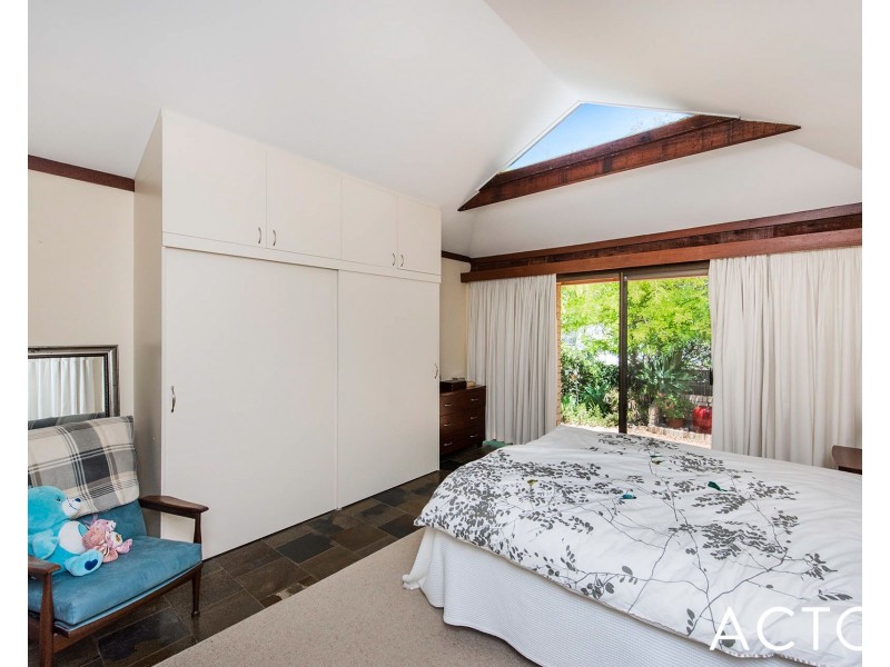 14 Wilsmore Street, Daglish WA 6008