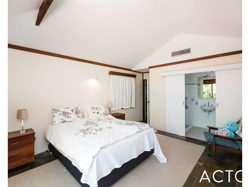 14 Wilsmore Street, Daglish WA 6008