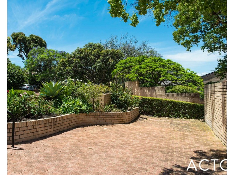 14 Wilsmore Street, Daglish WA 6008
