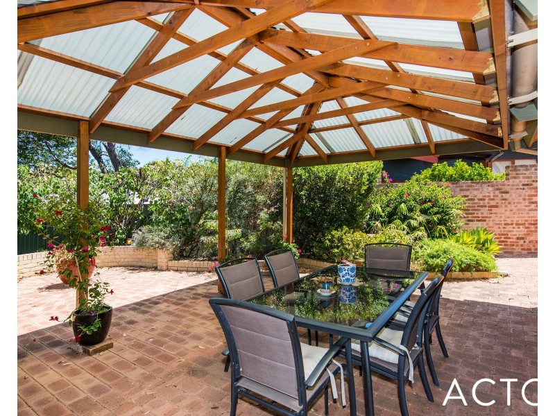 14 Wilsmore Street, Daglish WA 6008