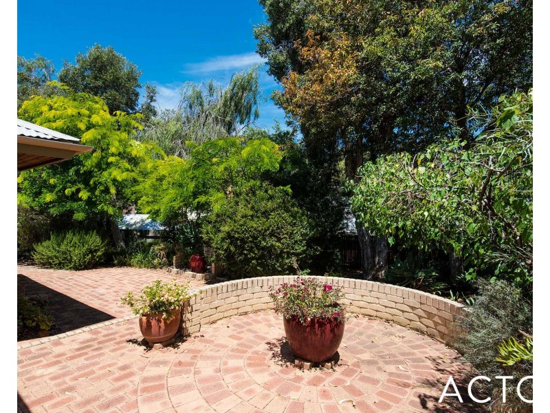 14 Wilsmore Street, Daglish WA 6008