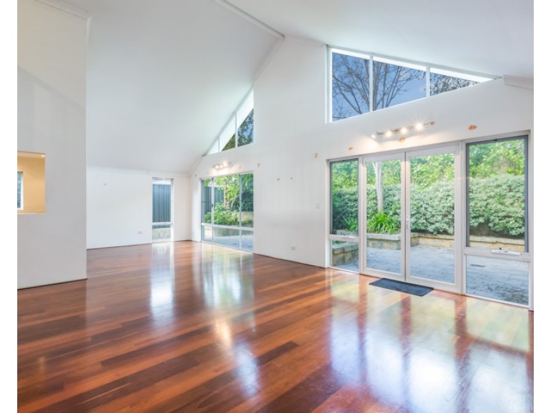 26 Camelia Avenue, Mount Claremont WA 6010