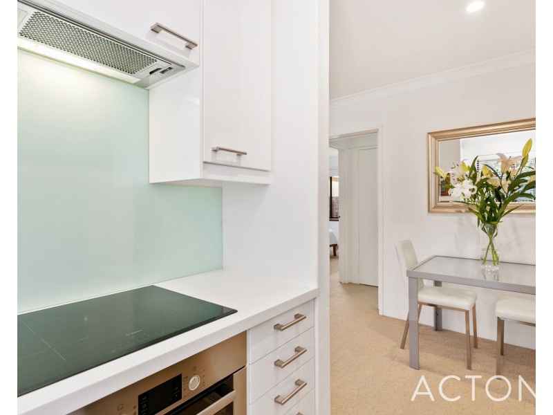 10/2 Waroonga Road, Nedlands WA 6009