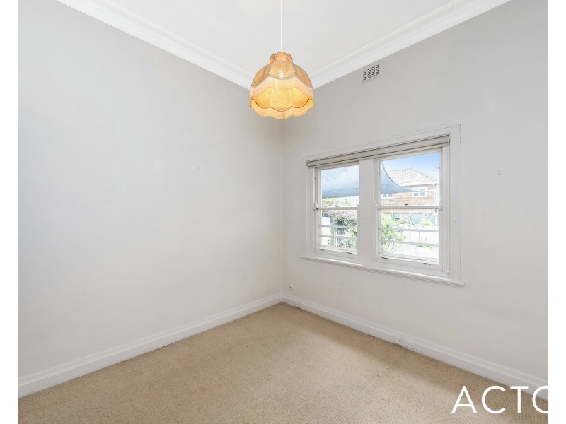 18 Gallop Road, Dalkeith WA 6009