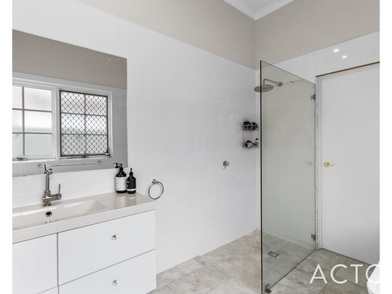 9 Grange Street, Claremont WA 6010