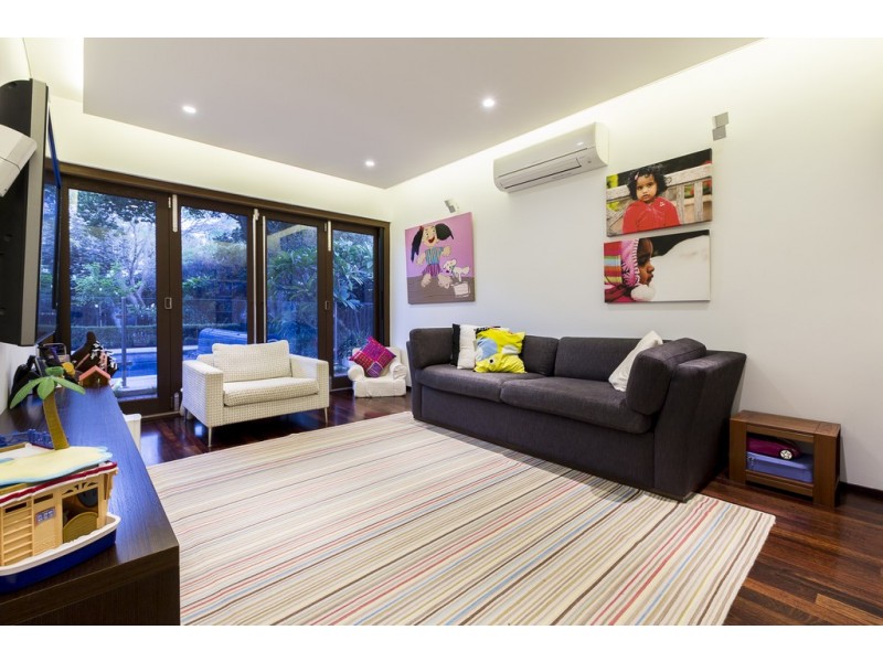 12 Rene Road, Dalkeith WA 6009
