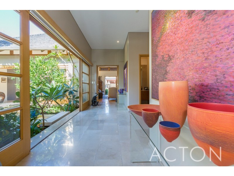 8 King Street, Claremont WA 6010