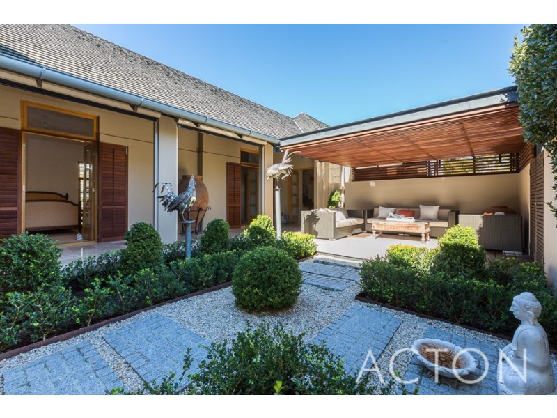 8 King Street, Claremont WA 6010