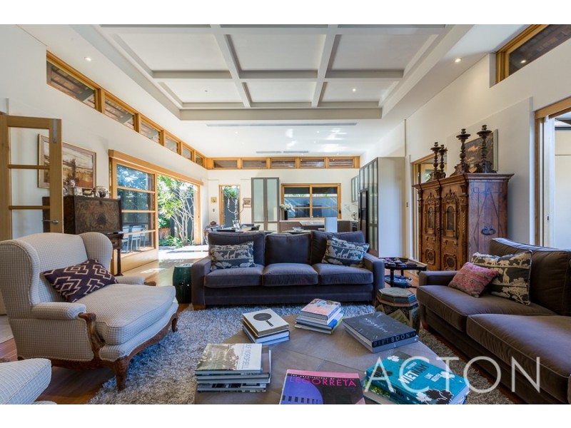 8 King Street, Claremont WA 6010