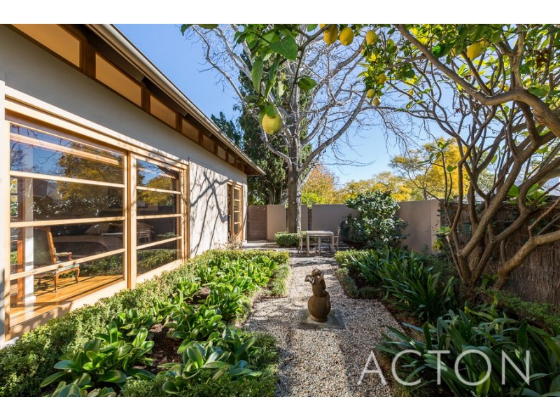 8 King Street, Claremont WA 6010