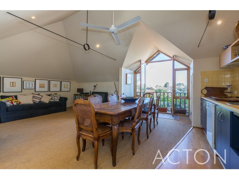 8 King Street, Claremont WA 6010