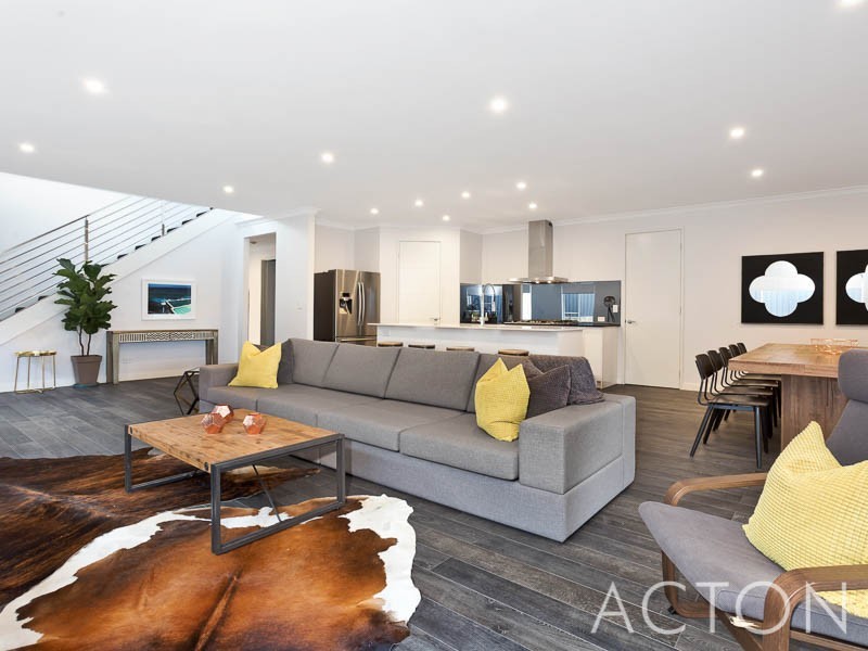 28 Verbania Loop, Beeliar WA 6164