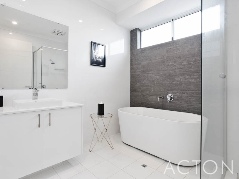 28 Verbania Loop, Beeliar WA 6164