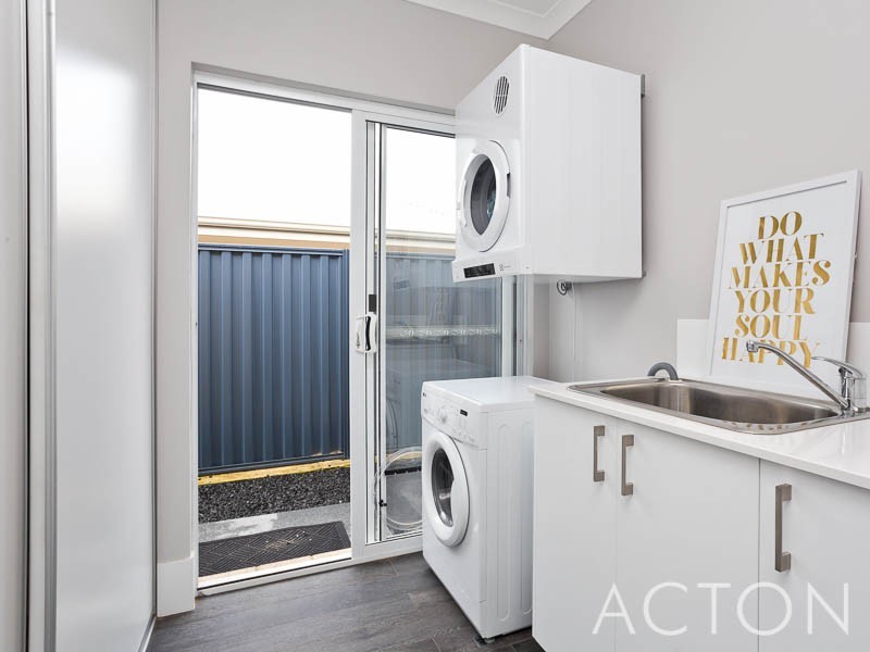 28 Verbania Loop, Beeliar WA 6164