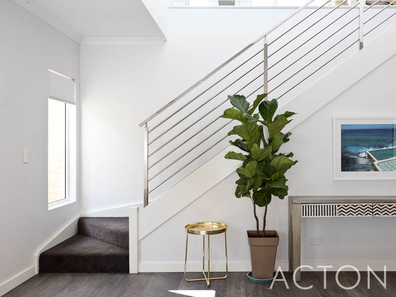 28 Verbania Loop, Beeliar WA 6164