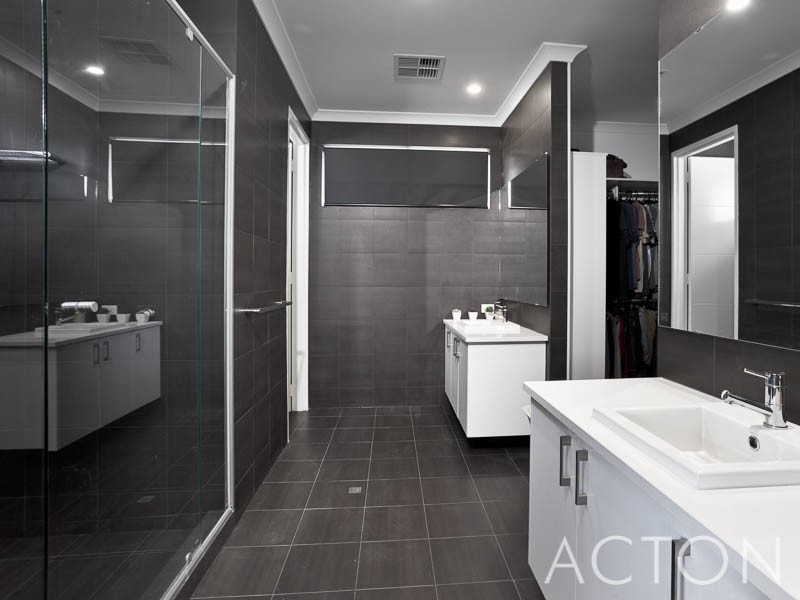 28 Verbania Loop, Beeliar WA 6164