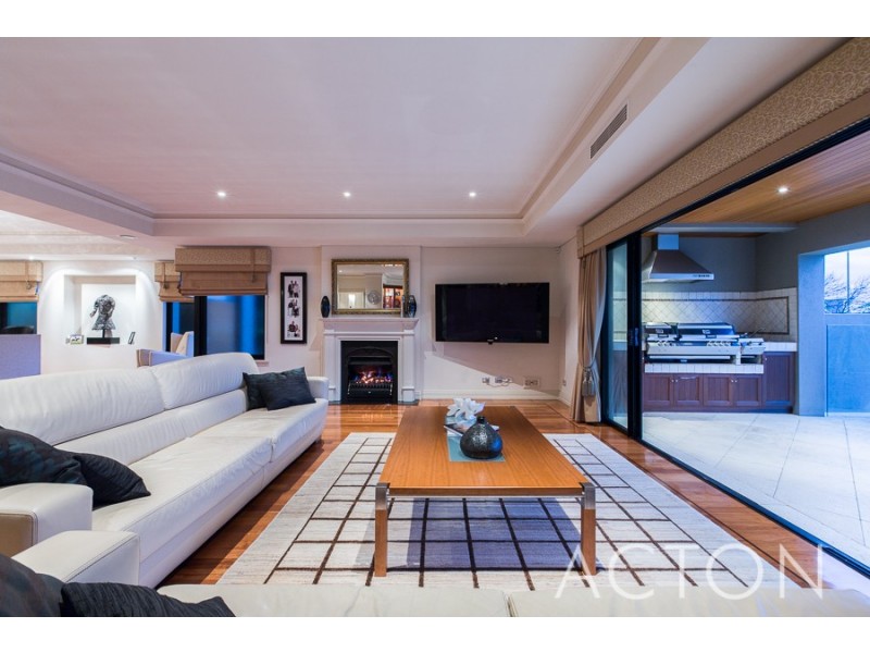 55 Dunkley Avenue, Applecross WA 6153