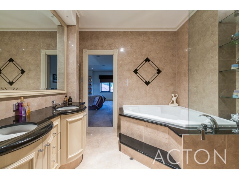 55 Dunkley Avenue, Applecross WA 6153