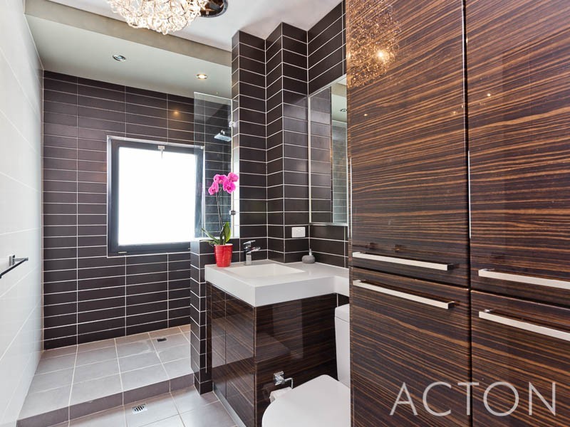 9/16 Crossland Court, Peppermint Grove WA 6011