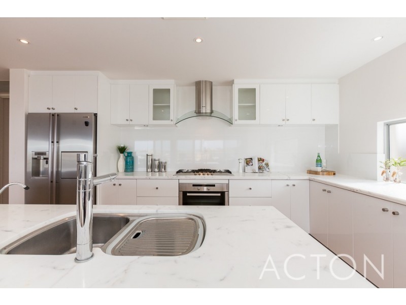 10 Derry Lane, Mosman Park WA 6012