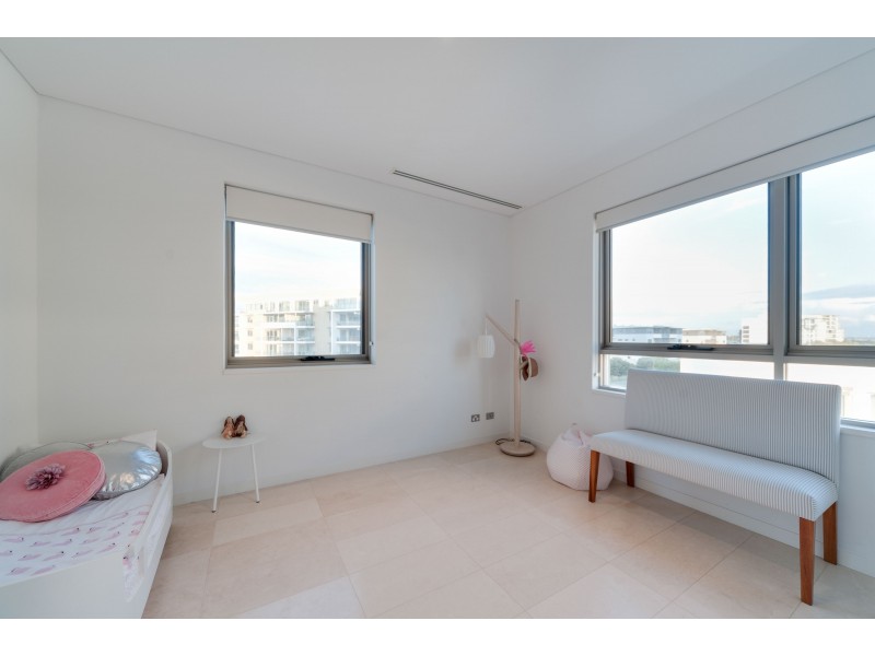 12/21 Ocean Drive, North Coogee WA 6163