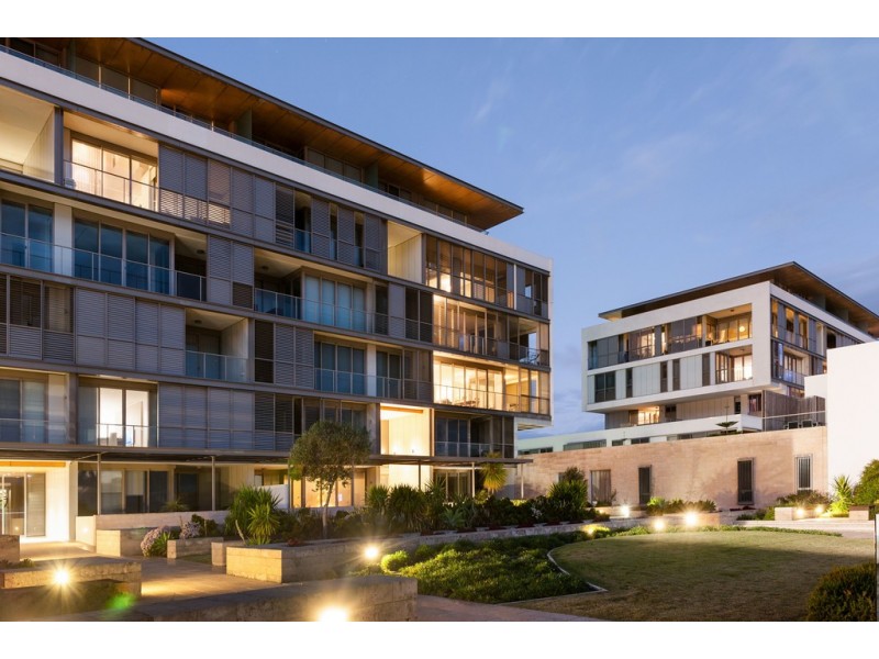 12/21 Ocean Drive, North Coogee WA 6163