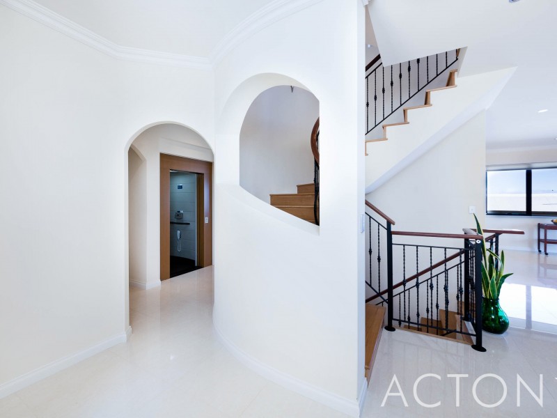 11 Beard Street, Beaconsfield WA 6162