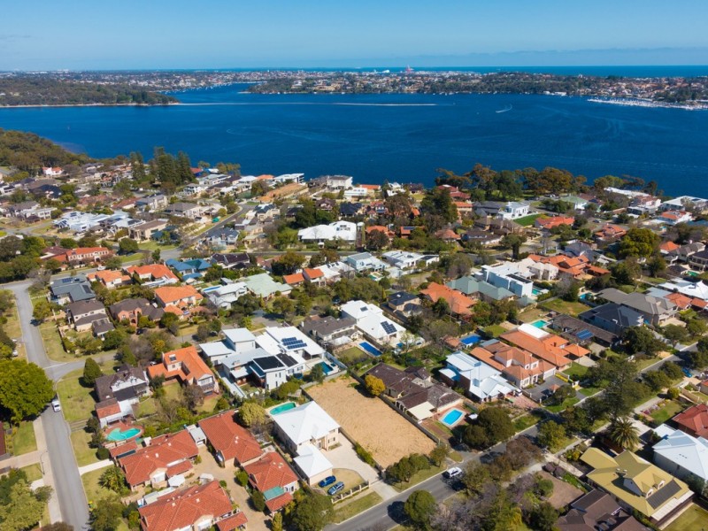 142 Waratah Avenue, Dalkeith WA 6009