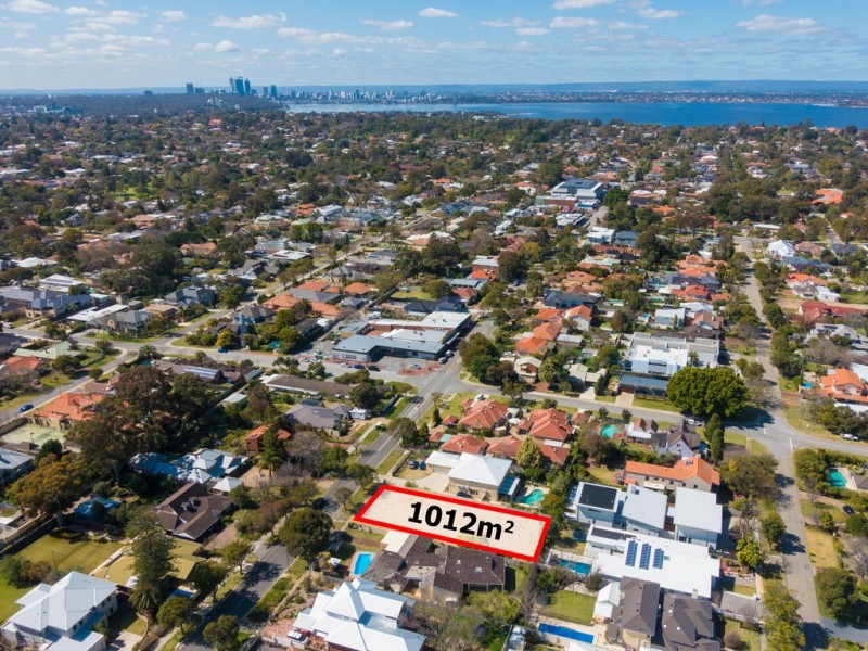 142 Waratah Avenue, Dalkeith WA 6009