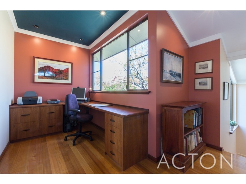 3 Grainger Drive, Mount Claremont WA 6010