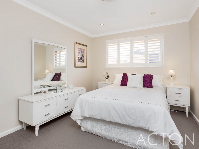 5/13 Kitchener Road, Melville WA 6156