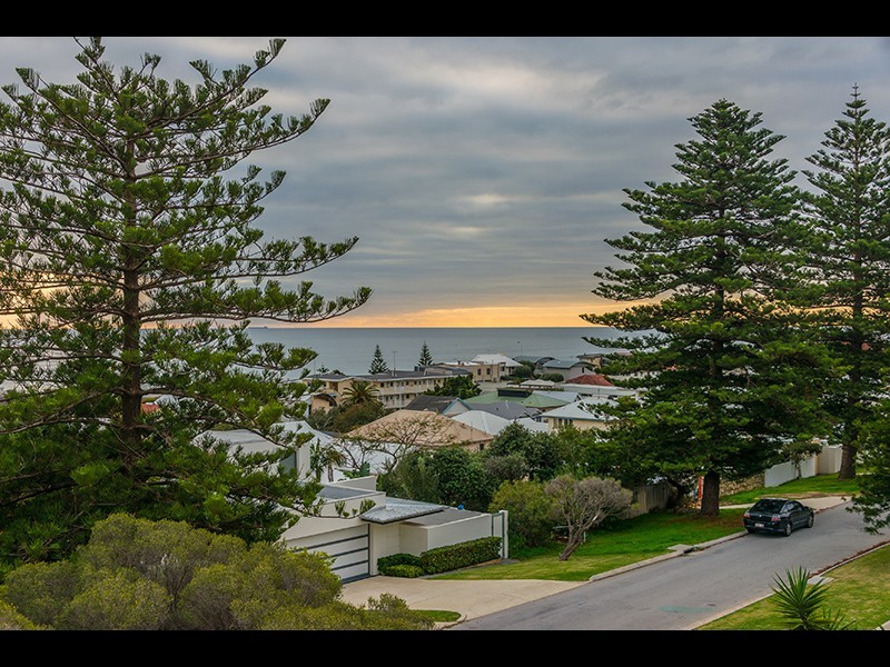 16 Grant Street, Cottesloe WA 6011