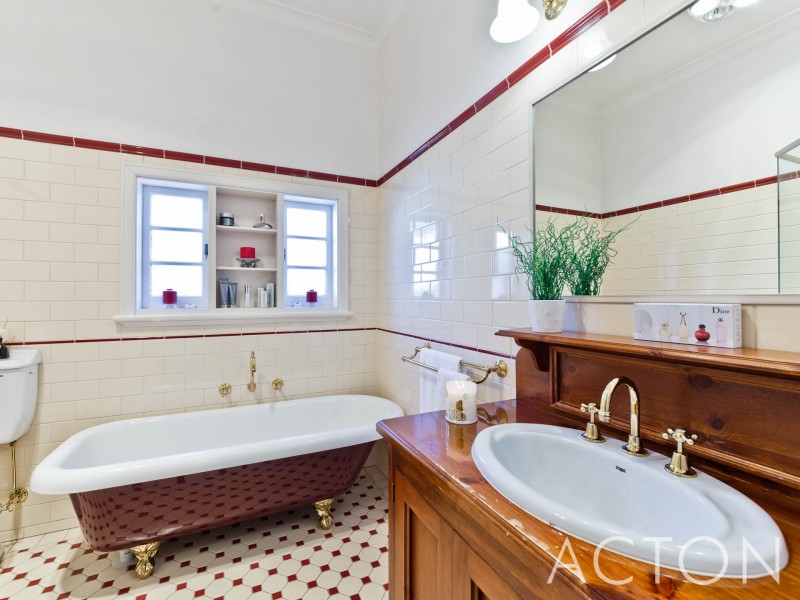 58 Adderley Street, Mount Claremont WA 6010