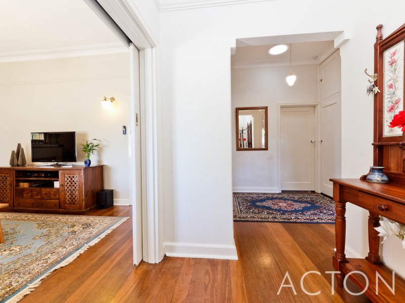 58 Adderley Street, Mount Claremont WA 6010