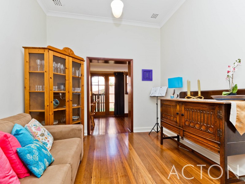 58 Adderley Street, Mount Claremont WA 6010