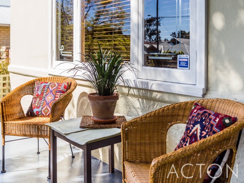 58 Adderley Street, Mount Claremont WA 6010