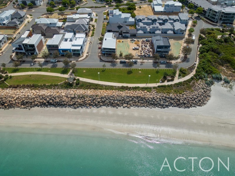 18 Socrates Parade, North Coogee WA 6163